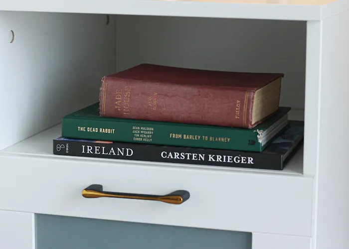 The Hive - Luxury Ensuite - Full Privacy As Only On The Floor! Pansiyon