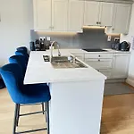 The Hive - Luxury Ensuite - Full Privacy As Only On The Floor! Séjour chez l'habitant