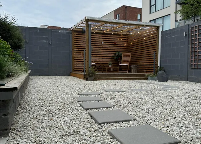 Проживание в семье The Hive - Luxury Ensuite - Full Privacy As Only On The Floor! *